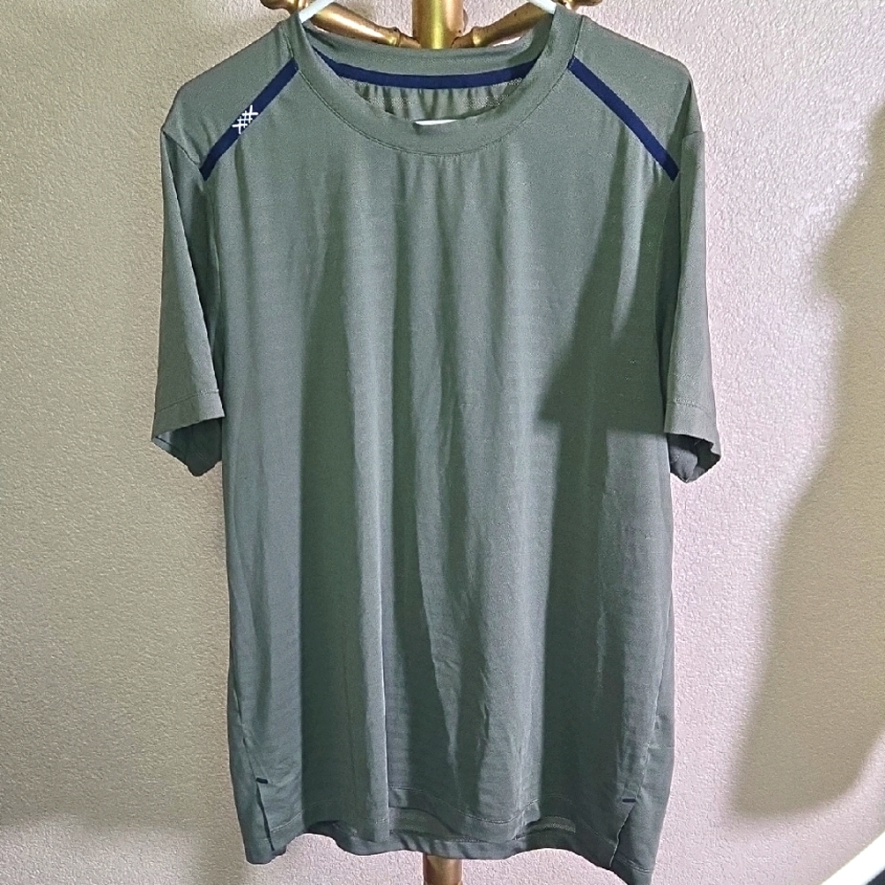 Men's Green Athletic Shirt